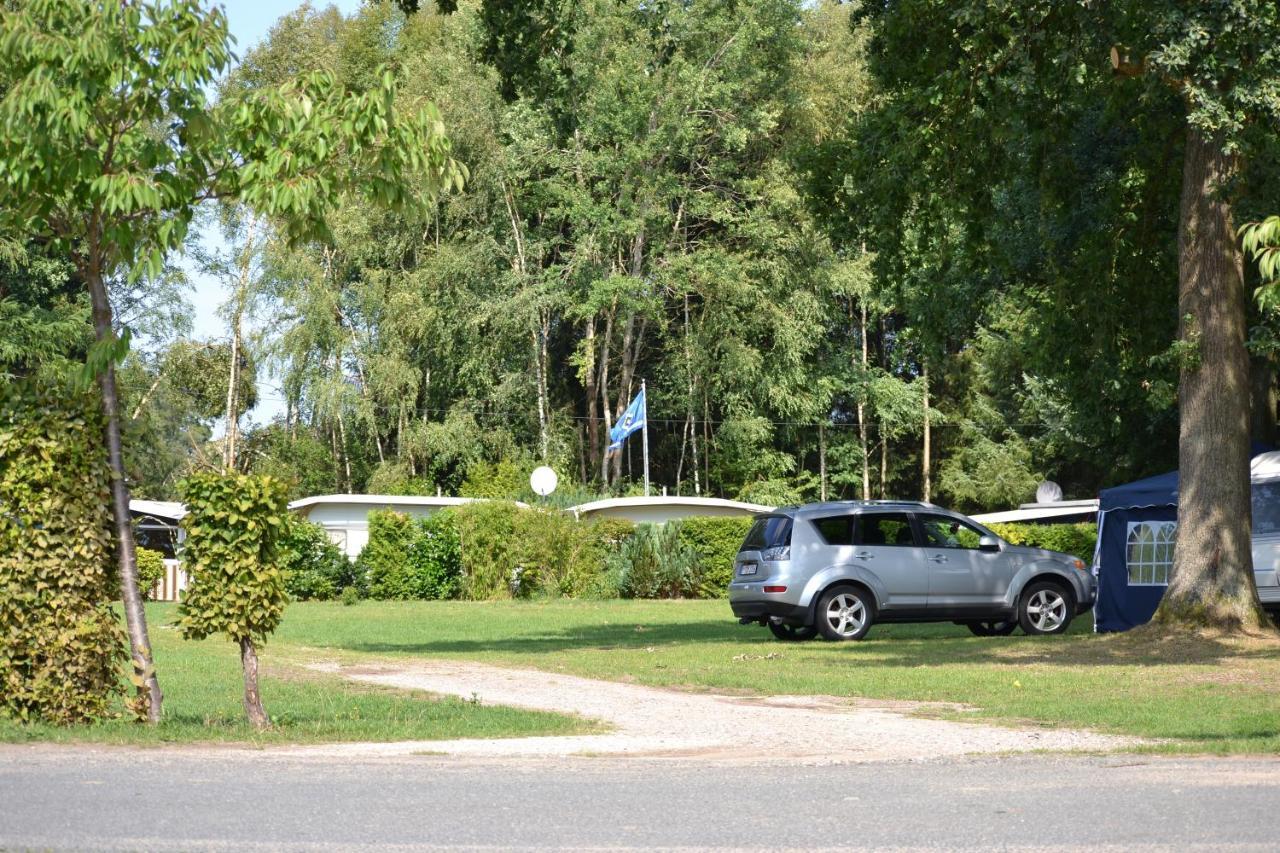 Ferienparadies Muehlenbach Hotell Soltau Exteriör bild